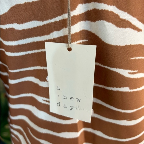 NWT Large Petite a new day Tiger Print Sleeveless Midi Shift Dress - Picture 5 of 5